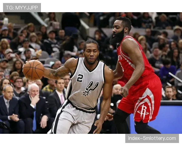 历程：回顾爵士队三月的神奇之旅，从乐透区到附加赛竞争者