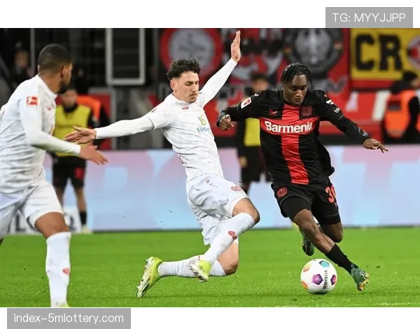 从霍芬海姆青训到国家队：拜尔讲述自己的突破赛季